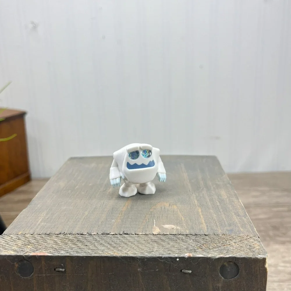 Marshmallow Doorable Just Play Disney Doorables Series‎ 7 Marshmallow Figure